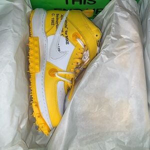 Off-White Men's Yellow and White High-Top Sneakers
